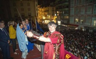 imagen: Desfile General de Tropas y Cartagineses y Romanos