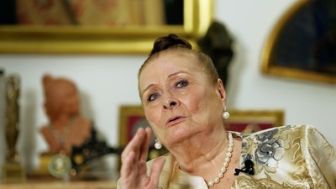imagen: Matilde Coral. Acariciando el aire